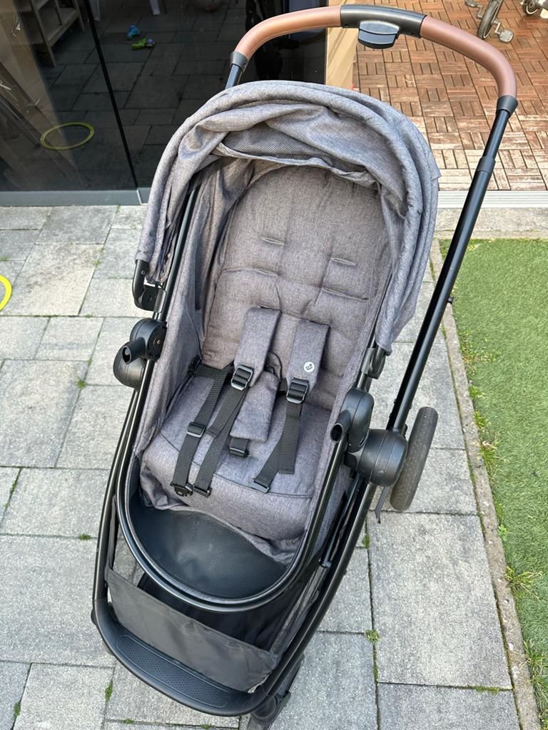 Maxi Cosi Zelia S trio Kinderwagen incl reiswiegje, Kinderen en Baby's, Kinderwagens en Combinaties, Ophalen, Zo goed als nieuw