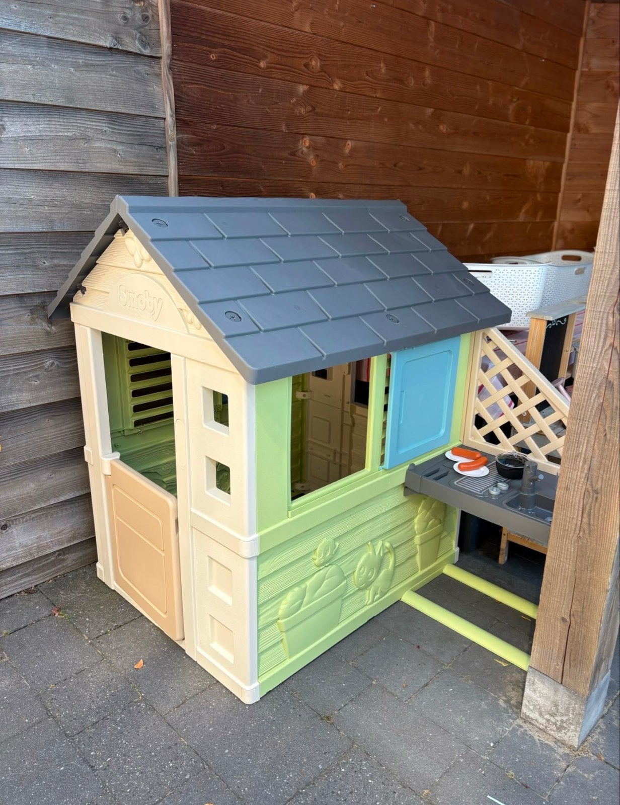 Zo goed als nieuw Smoby speelhuisje, Ophalen, Zo goed als nieuw, Kunststof