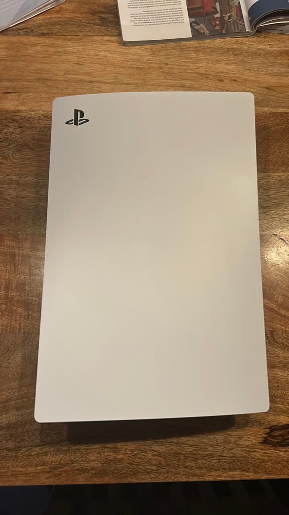 Playstation 5 (alleen ophalen, Spelcomputers en Games, Spelcomputers | Sony PlayStation 5, Ophalen, Zo goed als nieuw, Playstation 5 Digital