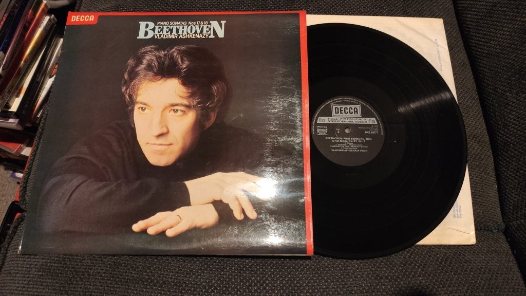 Beethoven Vladimir Ashkenazy piano sonatas nos 17 & 18, Kamermuziek, Ophalen of Verzenden, Zo goed als nieuw, 12 inch