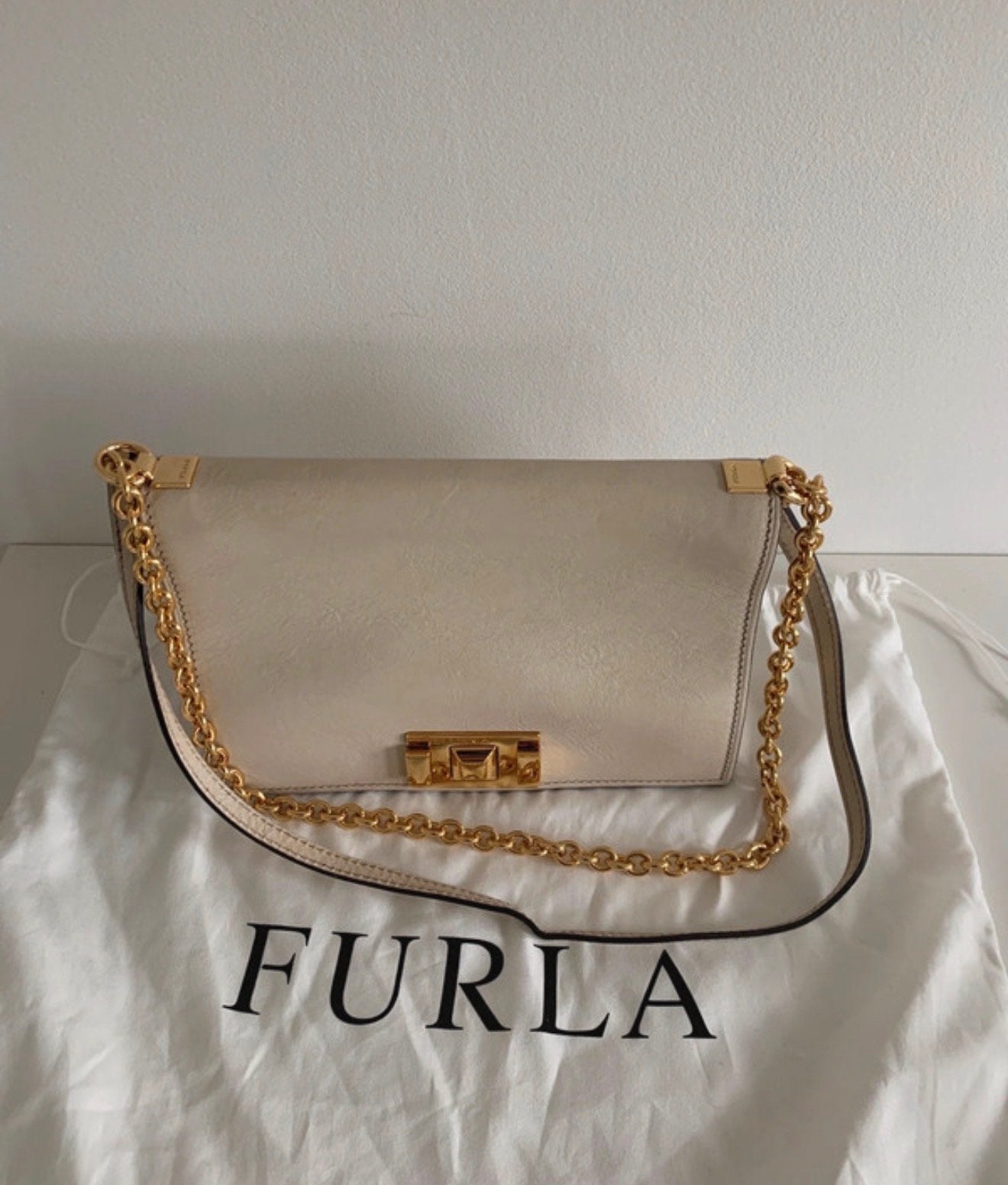 Furla tas beige - designer bag, Verzenden, Zo goed als nieuw, Beige, Handtas