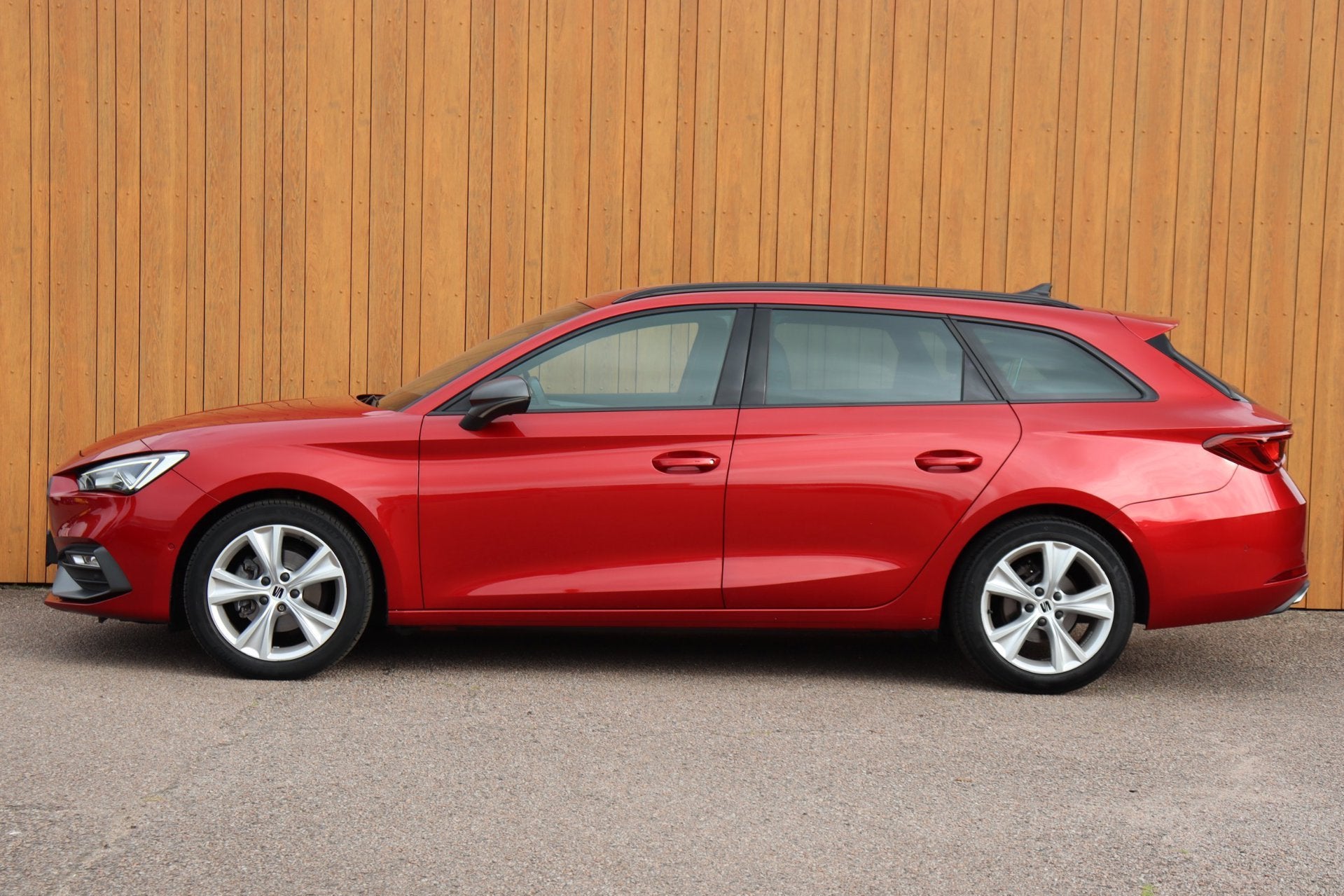 Seat Leon Sportstourer 1.5 TSI FR Launch Edition orgNL camer, Voorwielaandrijving, 12 maanden, 4 cilinders, Leon