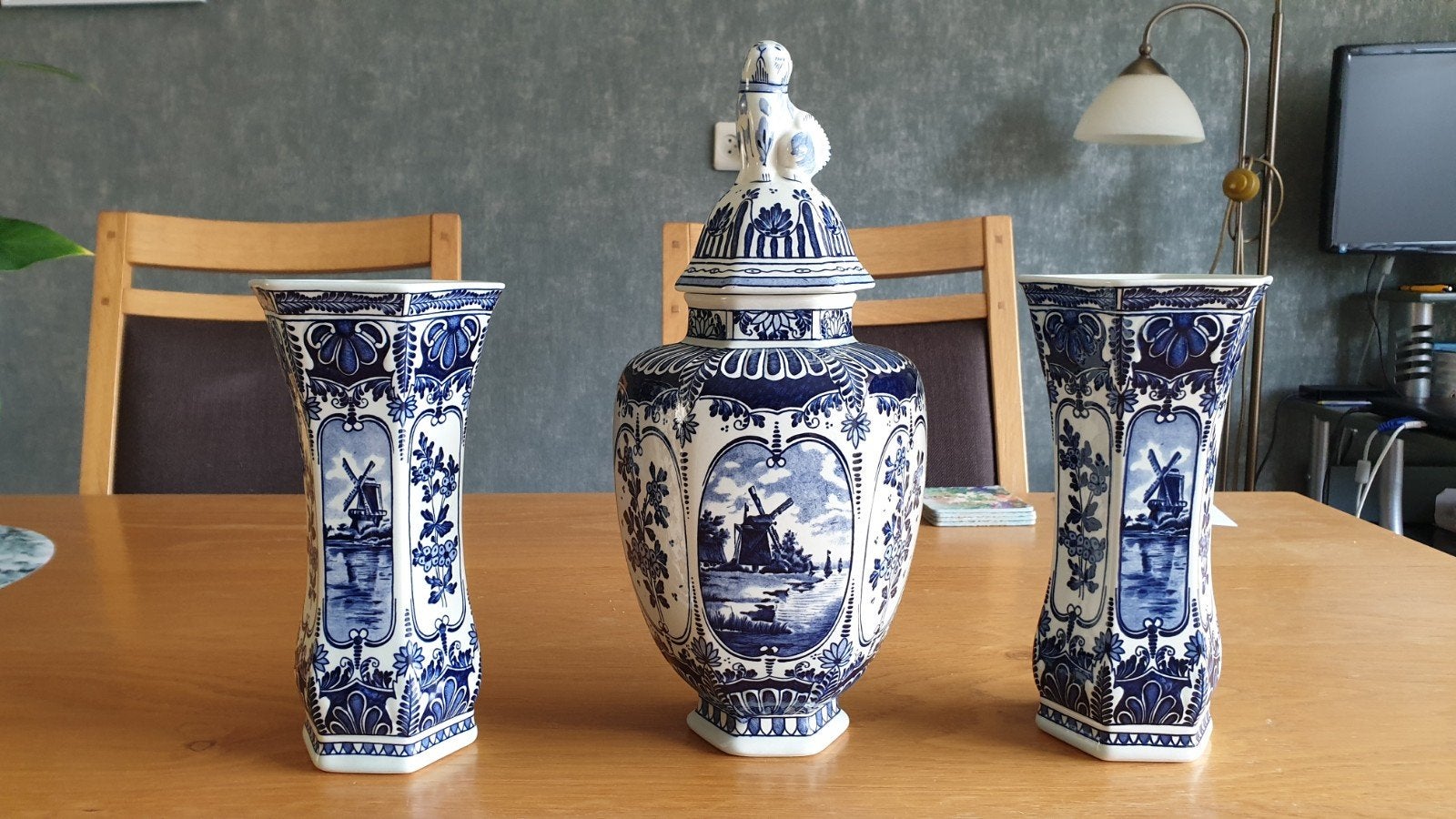 zeer mooi delfts blauw kaststel made bij Boch, Ophalen of Verzenden