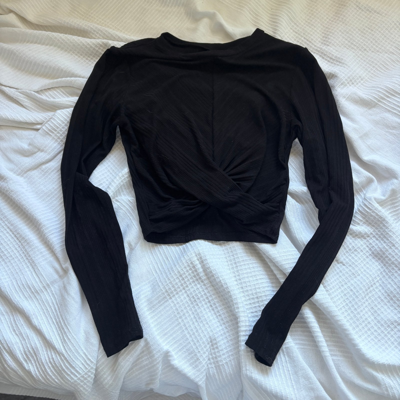 Zwarte geribbelde crop top met lange mouwen - H&M Divided, Zwart, Ophalen of Verzenden, Zo goed als nieuw, Lange mouw