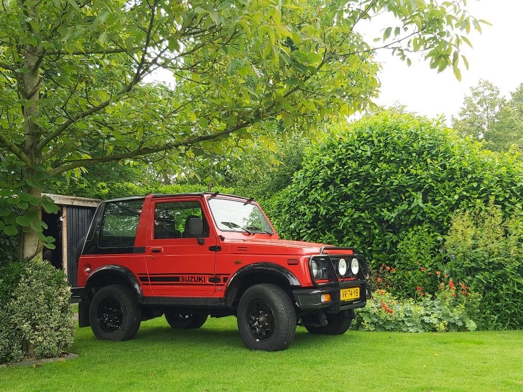 Suzuki Samurai Comm Blue-lagoon 4WD 1992, Auto's, Bestelauto's, Particulier, 4x4, Bluetooth, Climate control, Mistlampen, Radio
