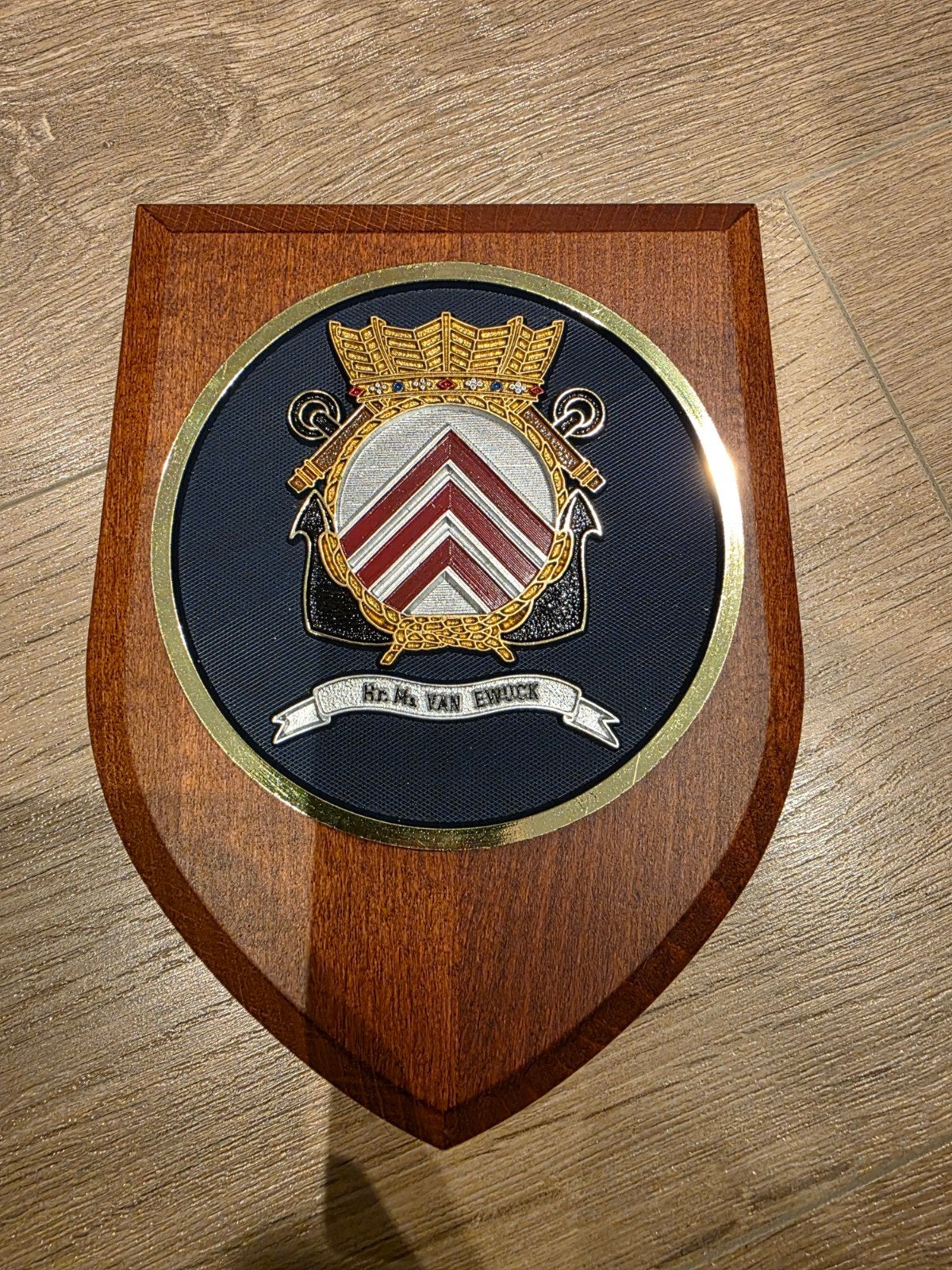 Wapenschildje Hr.ms. van Ewijck  Fregat F808 Marine, Verzamelen, Ophalen, Marine, Nederland, Embleem of Badge