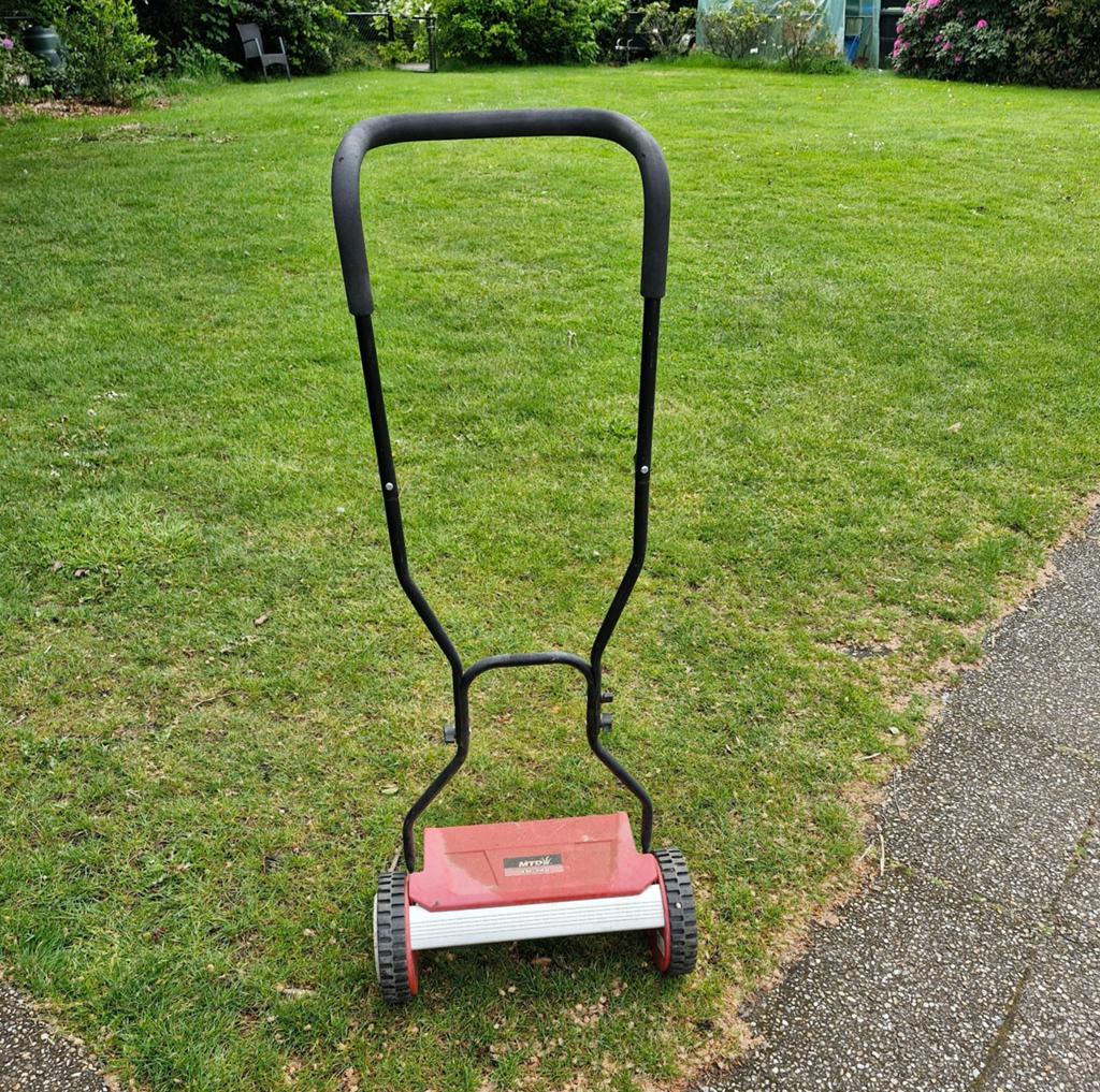 Grasmachine, Tuin en Terras, Ophalen of Verzenden, Gebruikt