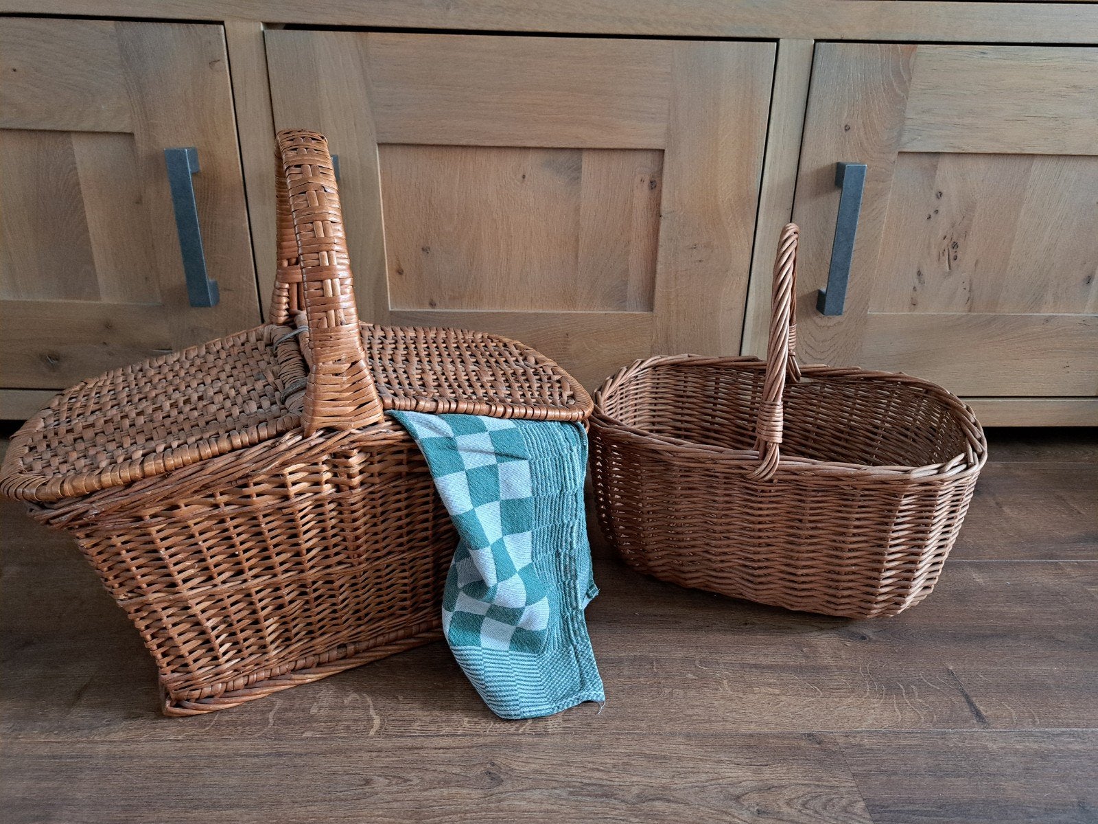 Vintage rieten pluk draag picknick mand hengsel per stuk, Ophalen of Verzenden, Gebruikt, Rechthoekig, Riet