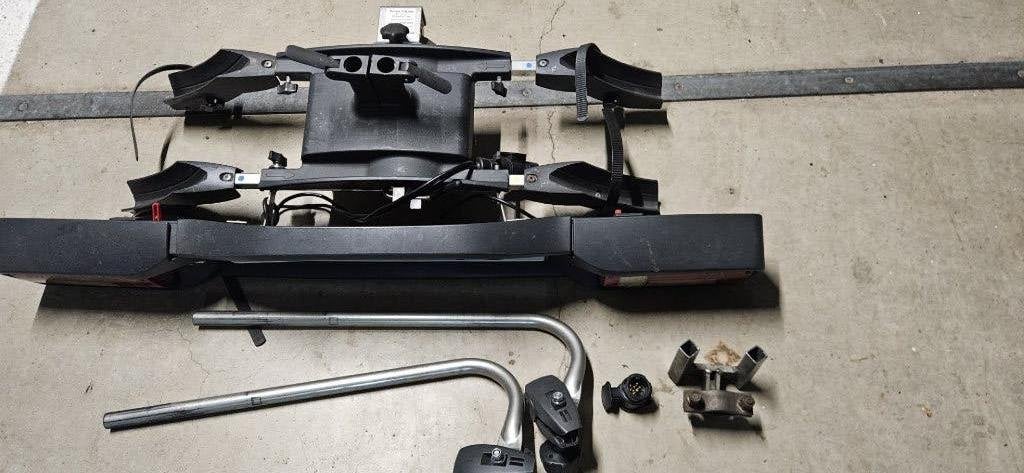 Fietsdrager, Ophalen, Gebruikt, 2 fietsen, Trekhaakdrager