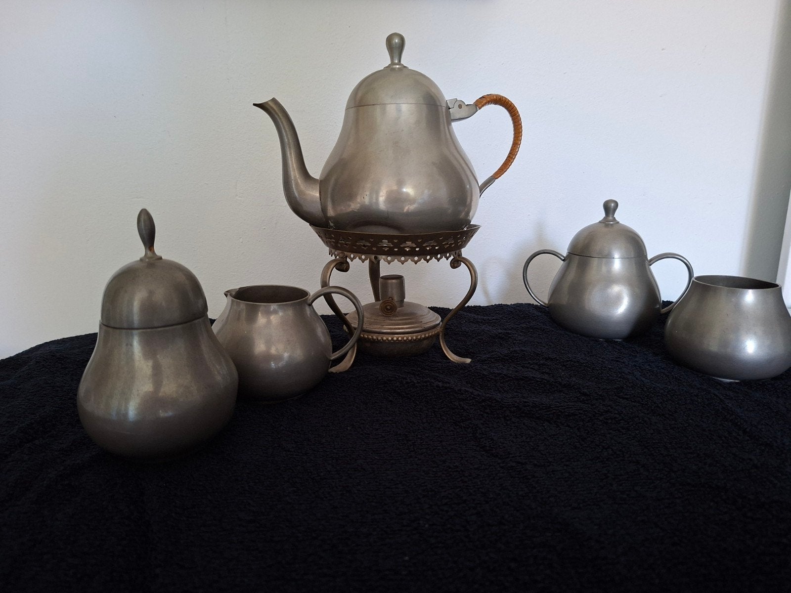 Antiek tinnen theeservies van Meeuws & Zoon, Den Haag, Ophalen