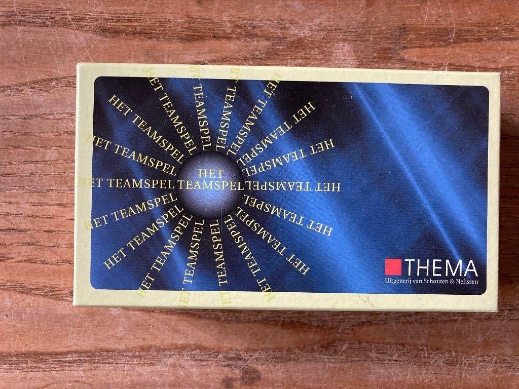 Thema - Het teamspel - Natasja Loomans & Vincent van Reusel, Boeken, Ophalen of Verzenden, Zo goed als nieuw