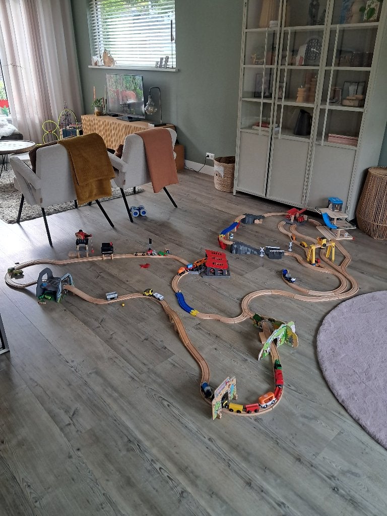 Hele grote houten treinbaan, Ophalen, Zo goed als nieuw, Overige typen