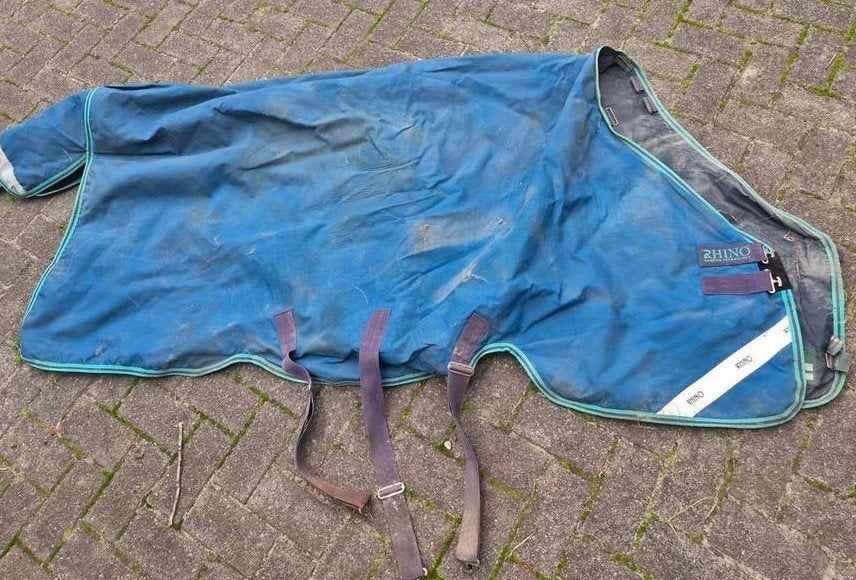 Rhino waterdichte deken maat 6.6 0 grams, Ophalen of Verzenden, Gebruikt, Regendeken