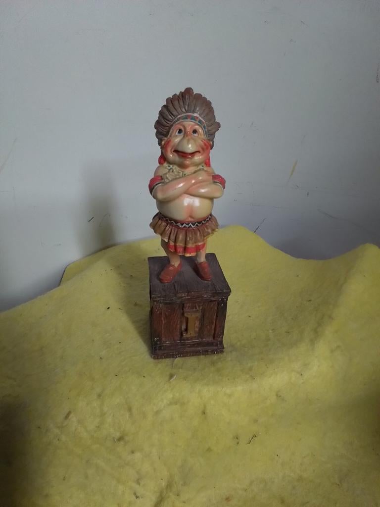 5165) EFTELING  mooie laaf i, Ophalen of Verzenden, Zo goed als nieuw, Beeldje of Poppetje