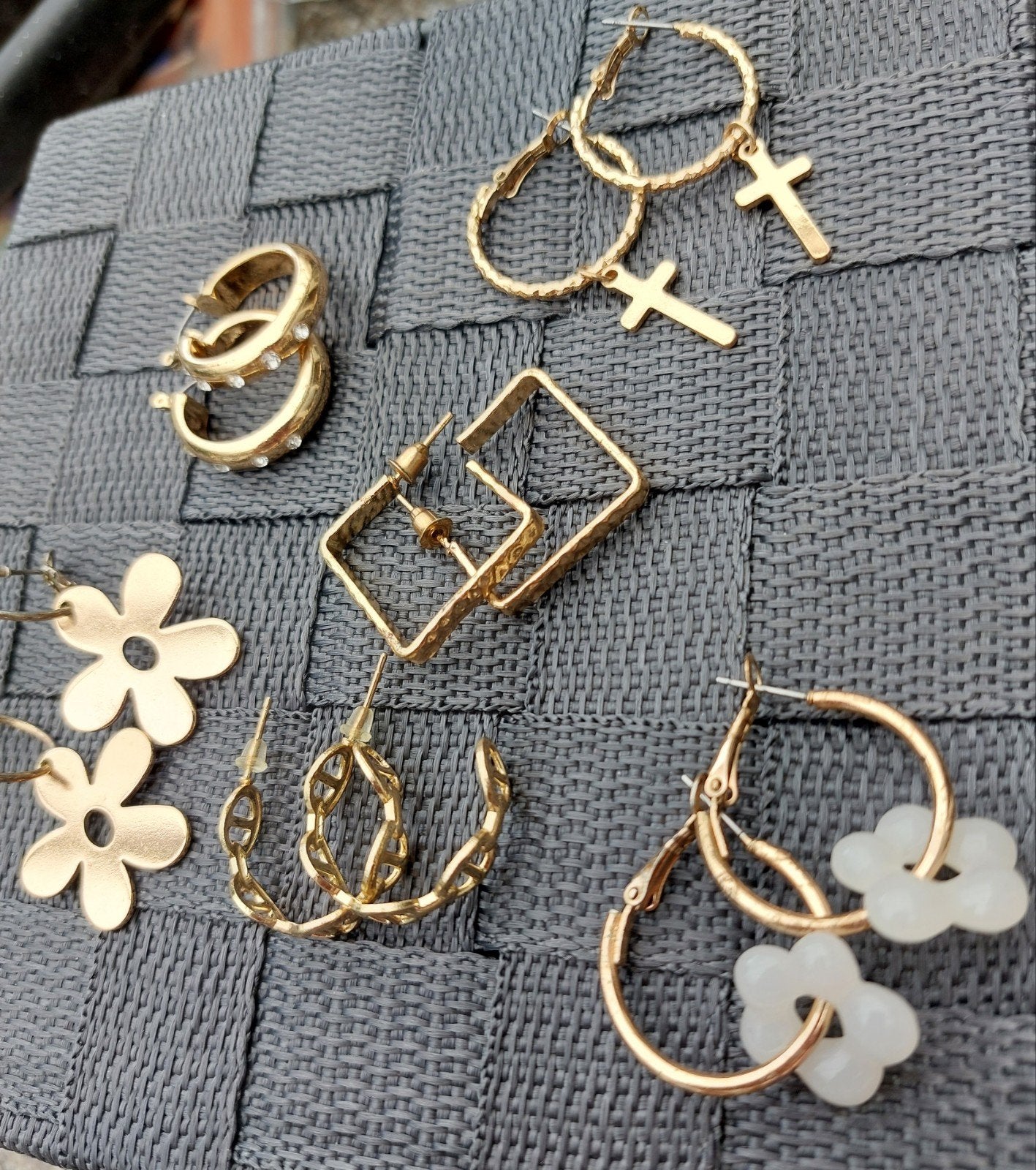 Goudenkleurige oorbellen set - diverse stijlen, Overige materialen, Hangers, Ophalen of Verzenden, Zo goed als nieuw