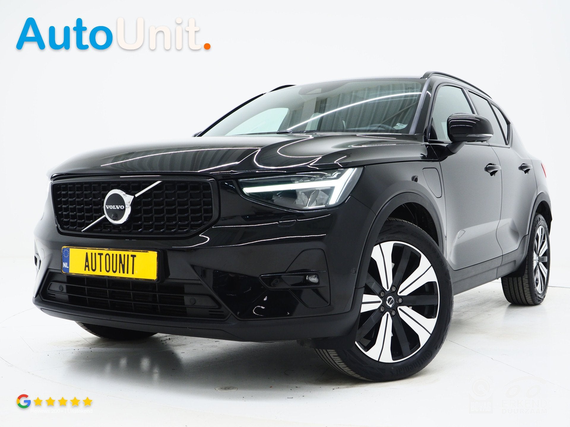 Volvo XC40 1.5 T5 Plug-in hybrid Ultimate Dark | Panoramadak, Auto's, Dealer onderhouden, Gebruikt, Zwart, Zwart