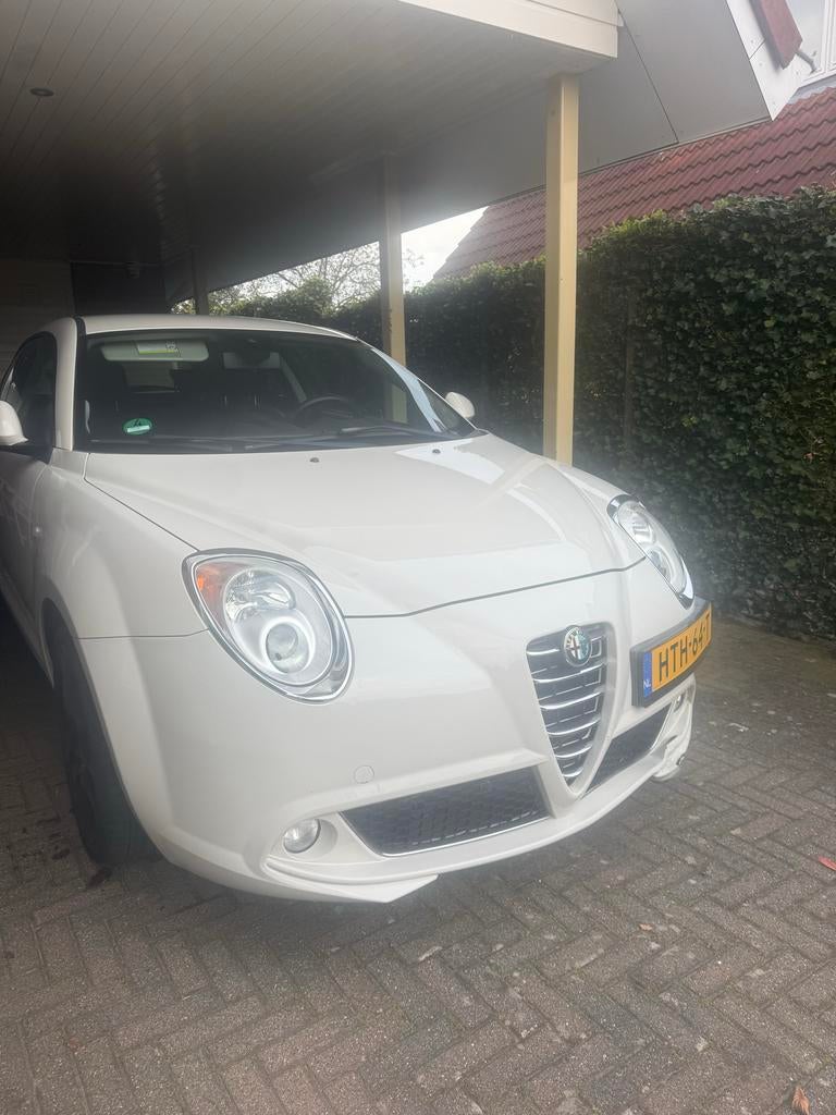 Alfa Romeo MiTo 1.4 16V 2011 Wit, Auto's, Alfa Romeo, Voorwielaandrijving, 1055 kg, Wit, Handgeschakeld