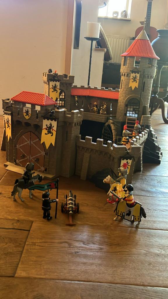 Playmobil leeuwenridders kasteel, Ophalen of Verzenden, Zo goed als nieuw