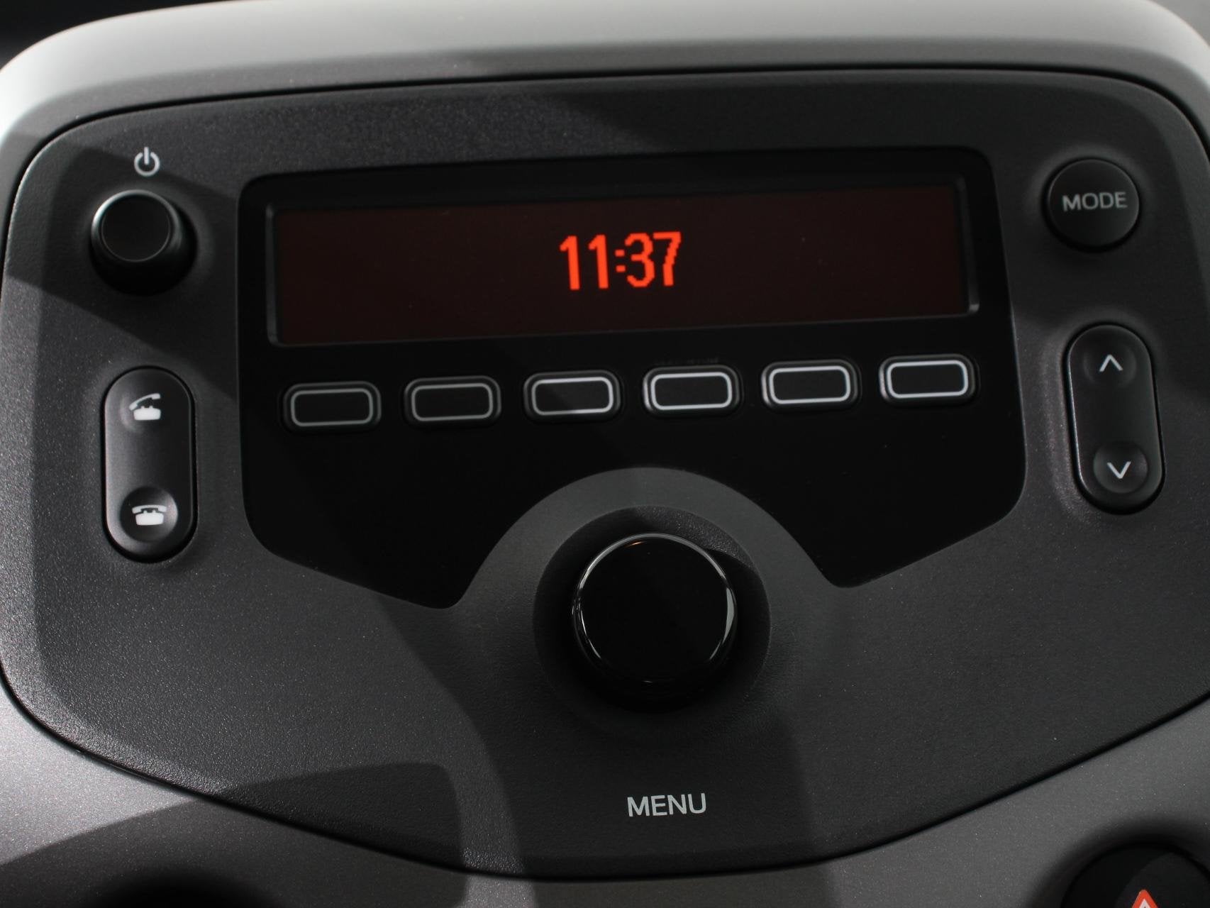 Peugeot 108 1.0 e-VTi Active Airco Bluetooth Led DAB 5 deurs, Gebruikt, Euro 6, 4 stoelen, Origineel Nederlands