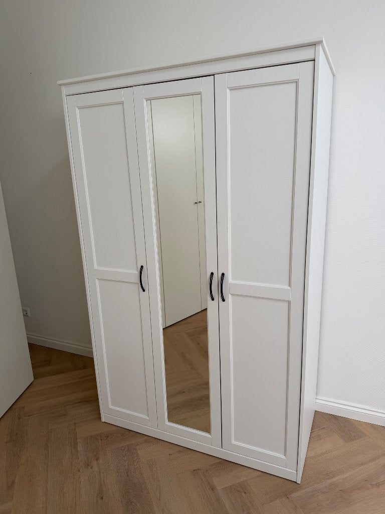 IKEA kast Brimnes 25 euro, Huis en Inrichting, Ophalen, Met deur(en), 50 tot 100 cm, Zo goed als nieuw