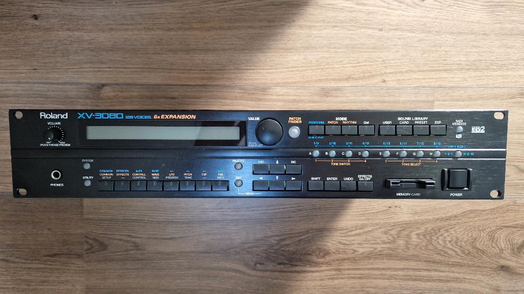 Roland XV-3080 rack synthesizer, Muziek en Instrumenten, Ophalen, Gebruikt, Roland, Overige aantallen