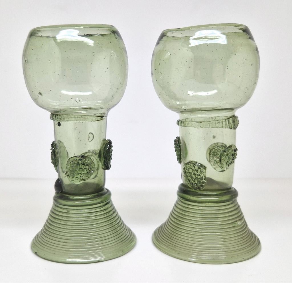 Set antieke glazen roemers, Nederland / Duitsland 18e eeuw., Ophalen of Verzenden