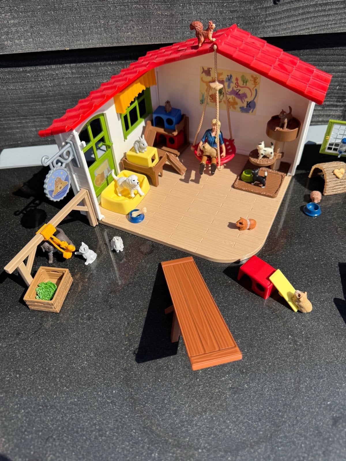 Schleich Dierenpraktijk met veel dieren en accessoires, Kinderen en Baby's, Speelgoed | Overig, Ophalen of Verzenden, Gebruikt