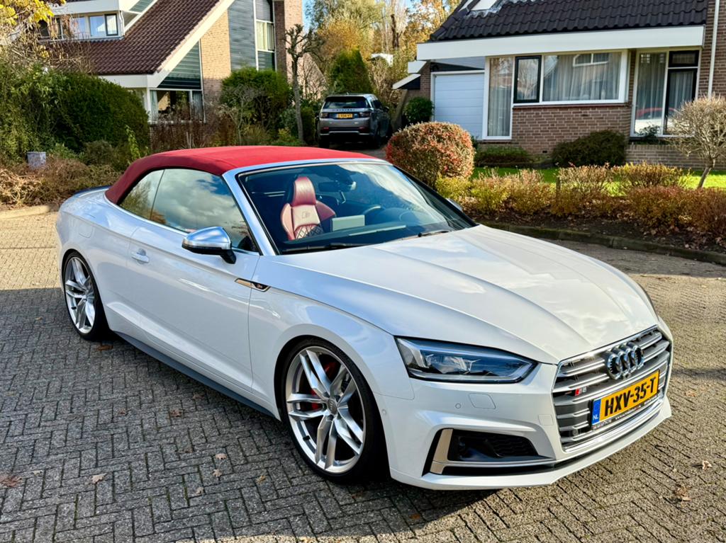 Audi S5 3.0 TFSI Kristal effect wit | Champagne RS zetels, Auto's, Audi, Automaat, Euro 6, 2995 cc, Cabriolet