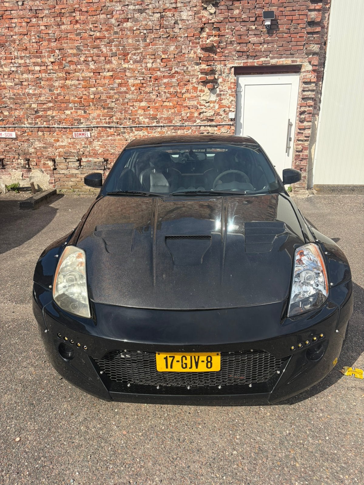 Nissan 2003 Zwart, Achterwielaandrijving, Zwart, Zwart, Handgeschakeld