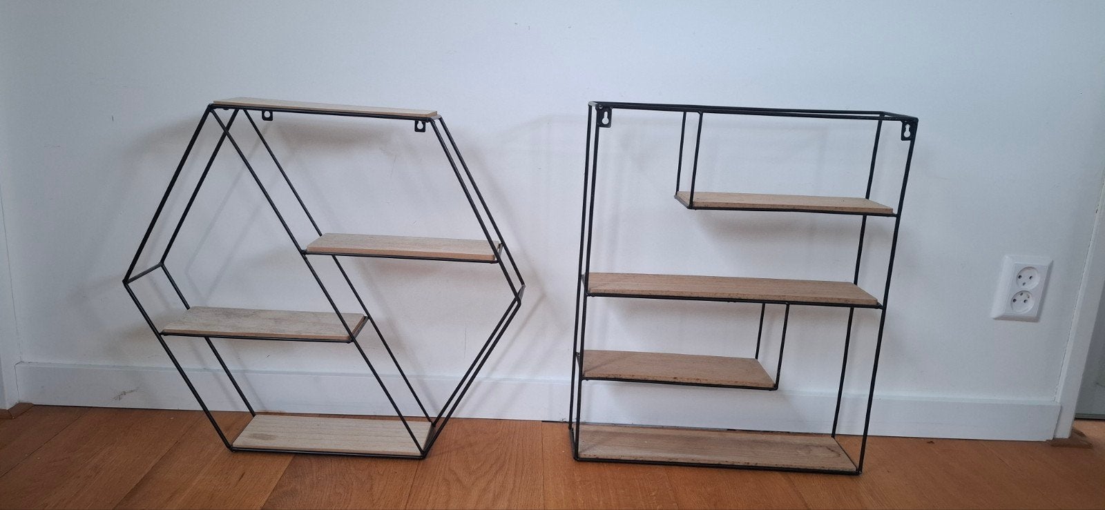 mooie wandrekken van hout en staal, Ophalen, Gebruikt