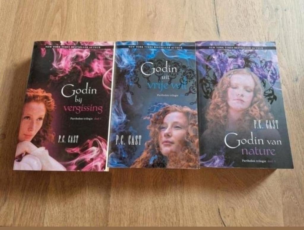 Partholon trilogie pc cast., Ophalen of Verzenden, Zo goed als nieuw