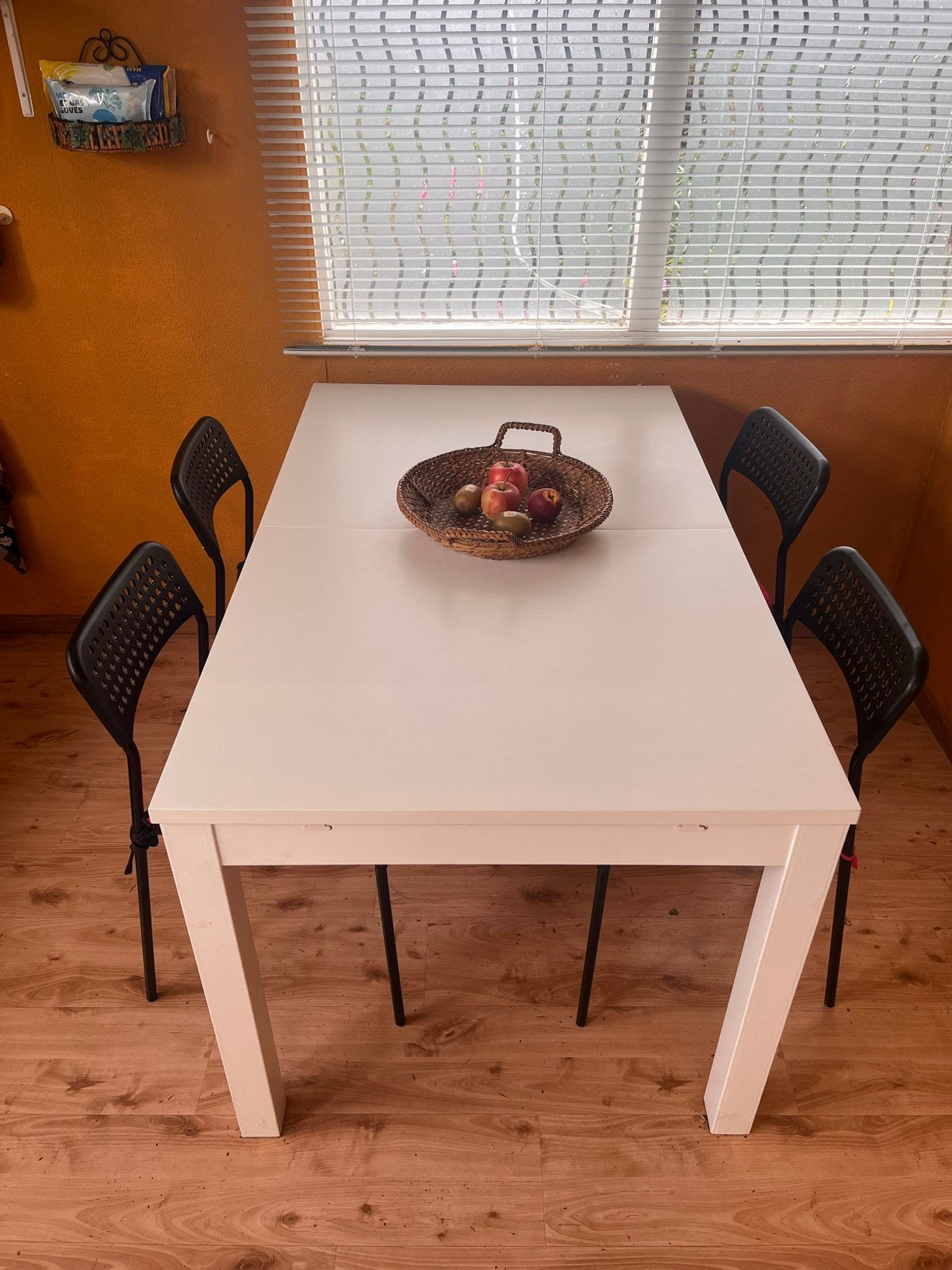 Foto 2 van Uitschuifbare eettafel - 3 lengtes - Zo goed als nieuw