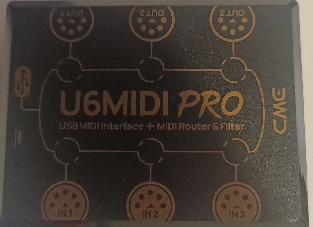 CME U6 MIDI pro USB MIDI interface, Muziek en Instrumenten, Midi-apparatuur, Ophalen of Verzenden, Zo goed als nieuw
