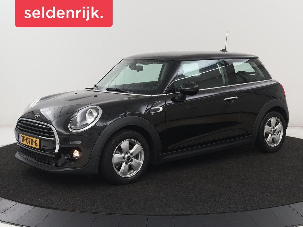Mini Cooper 1.5 Cooper | Automaat | 87.100km NAP | Carplay |, Auto's, Mini, Gebruikt, 4 stoelen, Origineel Nederlands, Bedrijf