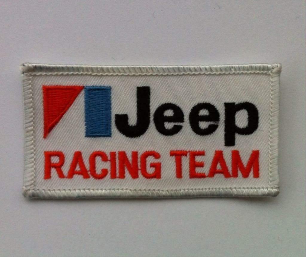 Jeep racing team patch badge opnaai embleem, Verzamelen, Automerken, Motoren en Formule 1, Nieuw, Auto's, Ophalen of Verzenden