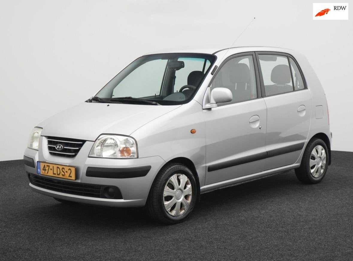 Hyundai Atos 1.1i Dynamic AUTOMAAT|AIRCO|TREKHAAK, Stof, Gebruikt, 4 cilinders, Atos