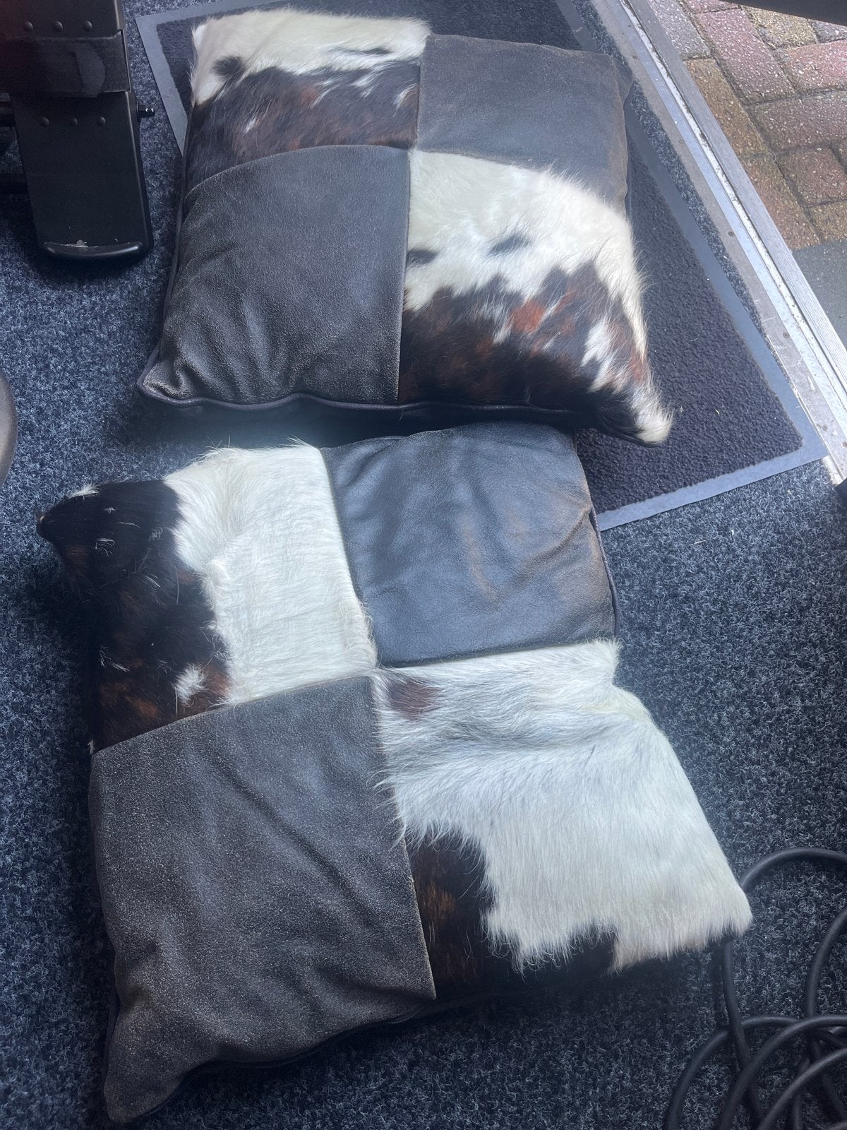Set van 2 koeienhuid sierkussens, Ophalen, Overige merken, Meerkleurig, Vierkant