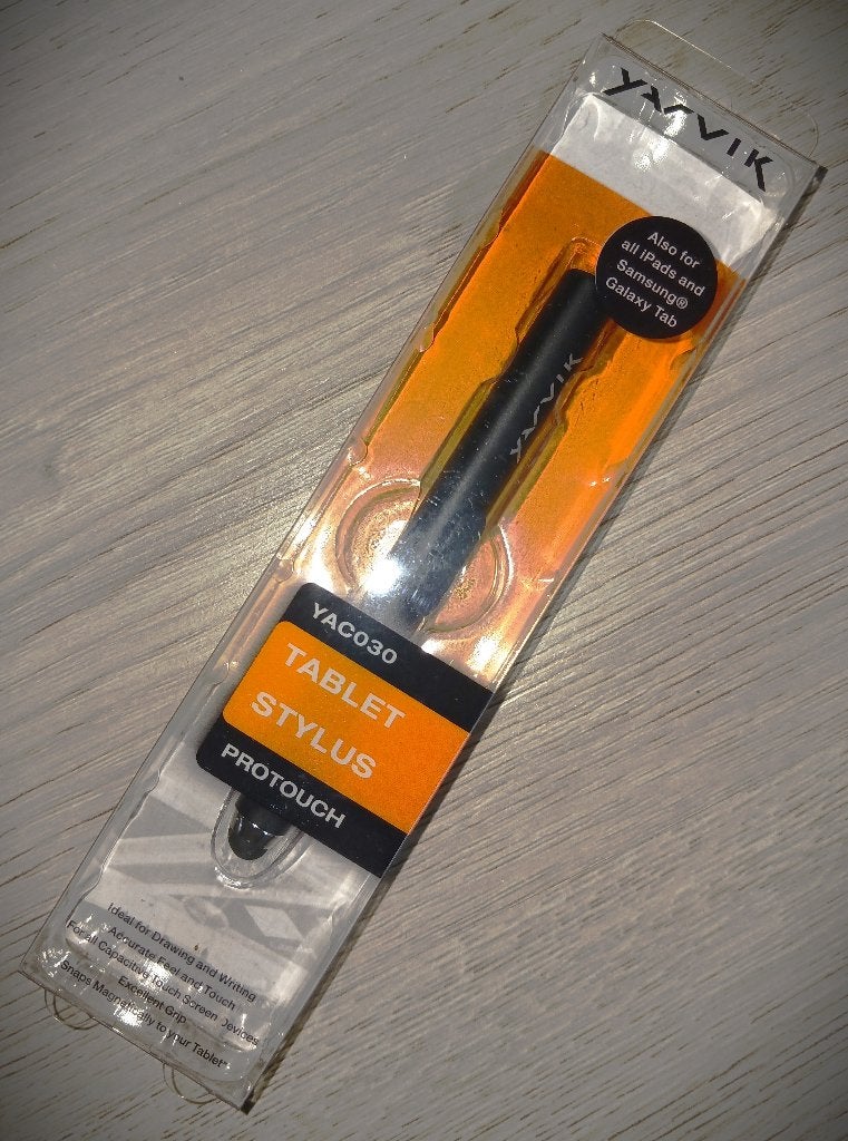 tablet stylus Yarvik model YAC011 (zilvergrijs) en YAC030 zw, Computers en Software, Verzenden, Nieuw, 10 inch, 16 GB