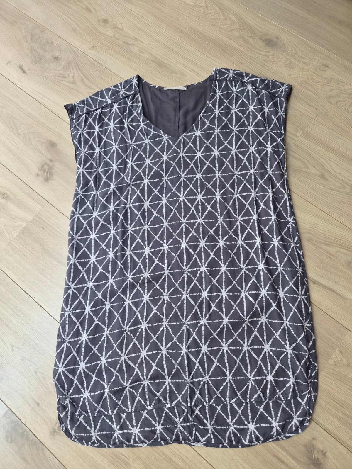 Yaya jurkje, Maat 42/44 (L), Ophalen of Verzenden, Zo goed als nieuw, Grijs