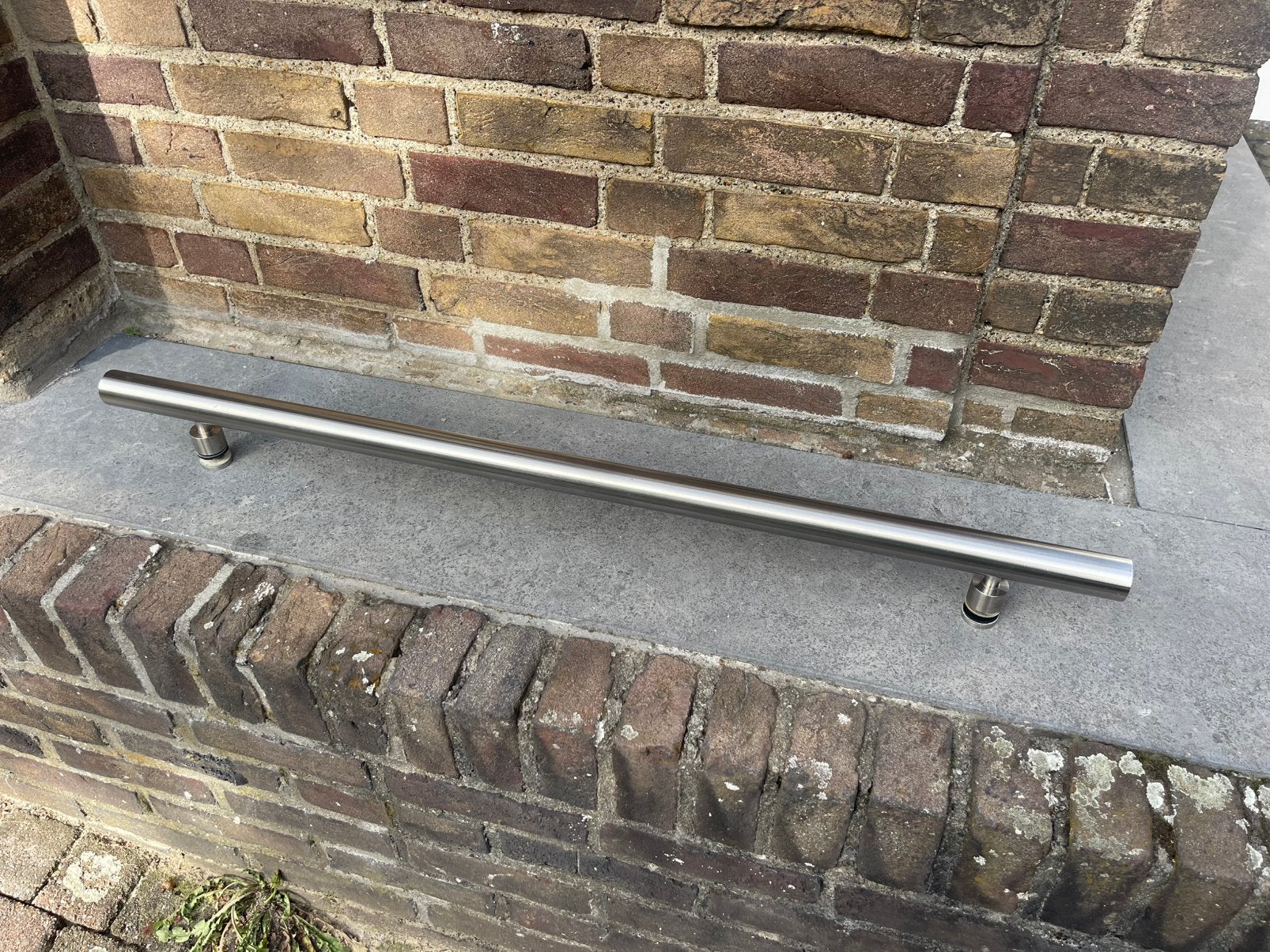 Deurgreep, deurklink of trapleuning RVS, Ophalen of Verzenden, Gebruikt, Overige metalen