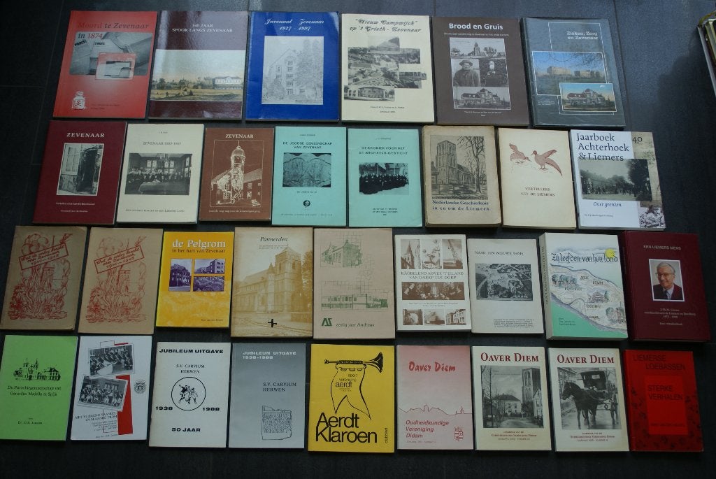 streekboeken.. ZEVENAAR -LIEMERS -DIDAM -SPIJK - HERWEN. ENZ, Ophalen of Verzenden, Zo goed als nieuw, Gelderland