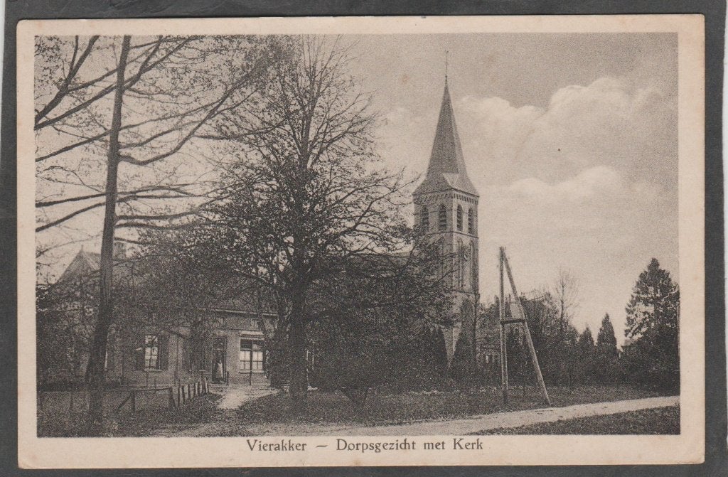vierakker dorpsgezicht met kerk, Verzenden, Voor 1920, Gelopen, Gelderland