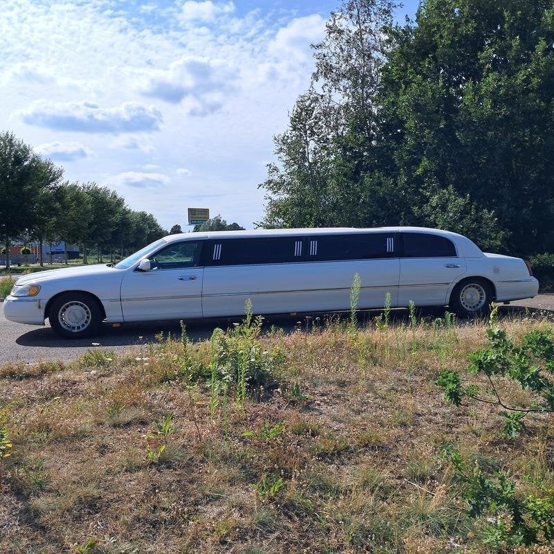 Personenauto, Lincoln, Town Car, 4.6 Signature, WIT, 1, Auto's, 8 cilinders, Town Car, Wit, Leder