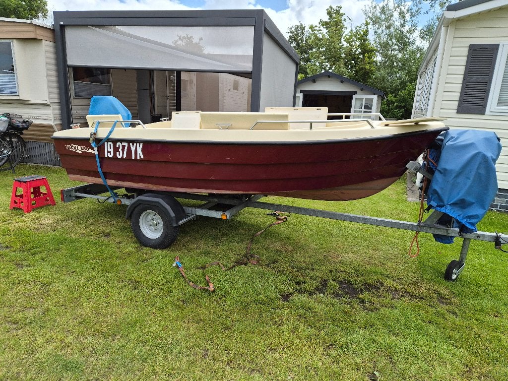 Motorboot Nicky 380 mit 15 PS 4-Takt Suzuki Aussenborder, Ophalen, Gebruikt, 15 pk, Composieten