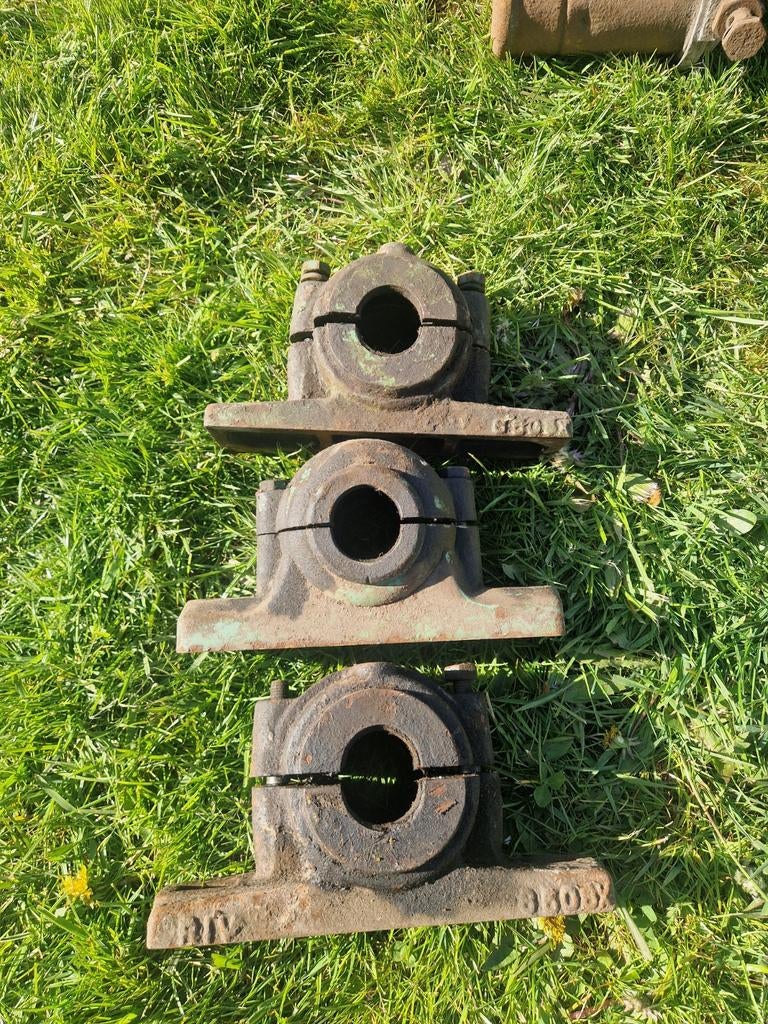 Lager blokken aandrijving stationaire motor, Antiek en Kunst, Antiek | Gereedschap en Instrumenten, Ophalen