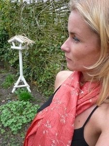 Nieuwe zijden sjaal roodbruin terracotta 150x60 cm, Kleding | Dames, Ophalen of Verzenden, Nieuw, Maat 46/48 (XL) of groter, Sjaal