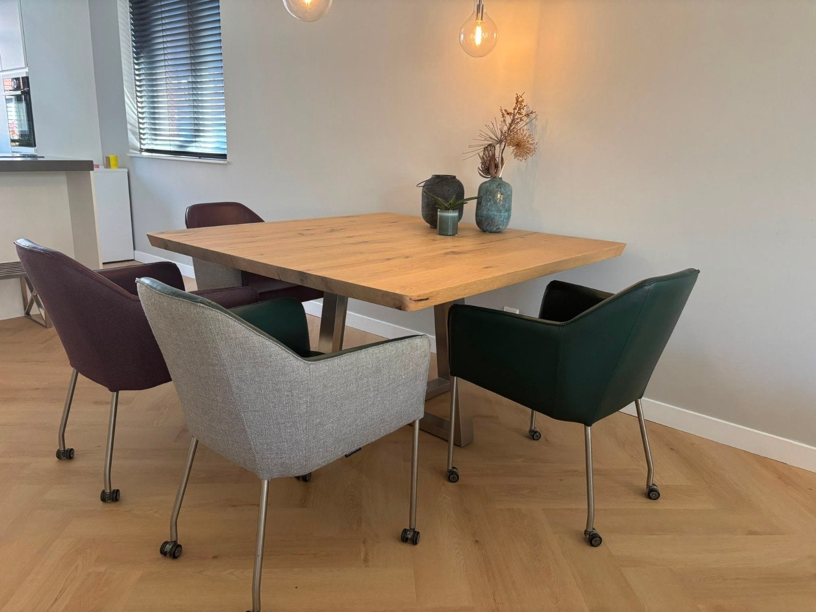Montel eetkamerstoelen op wieltjes - 4 stuks, Huis en Inrichting, Stoelen, Ophalen, Gebruikt, Overige kleuren, Leer