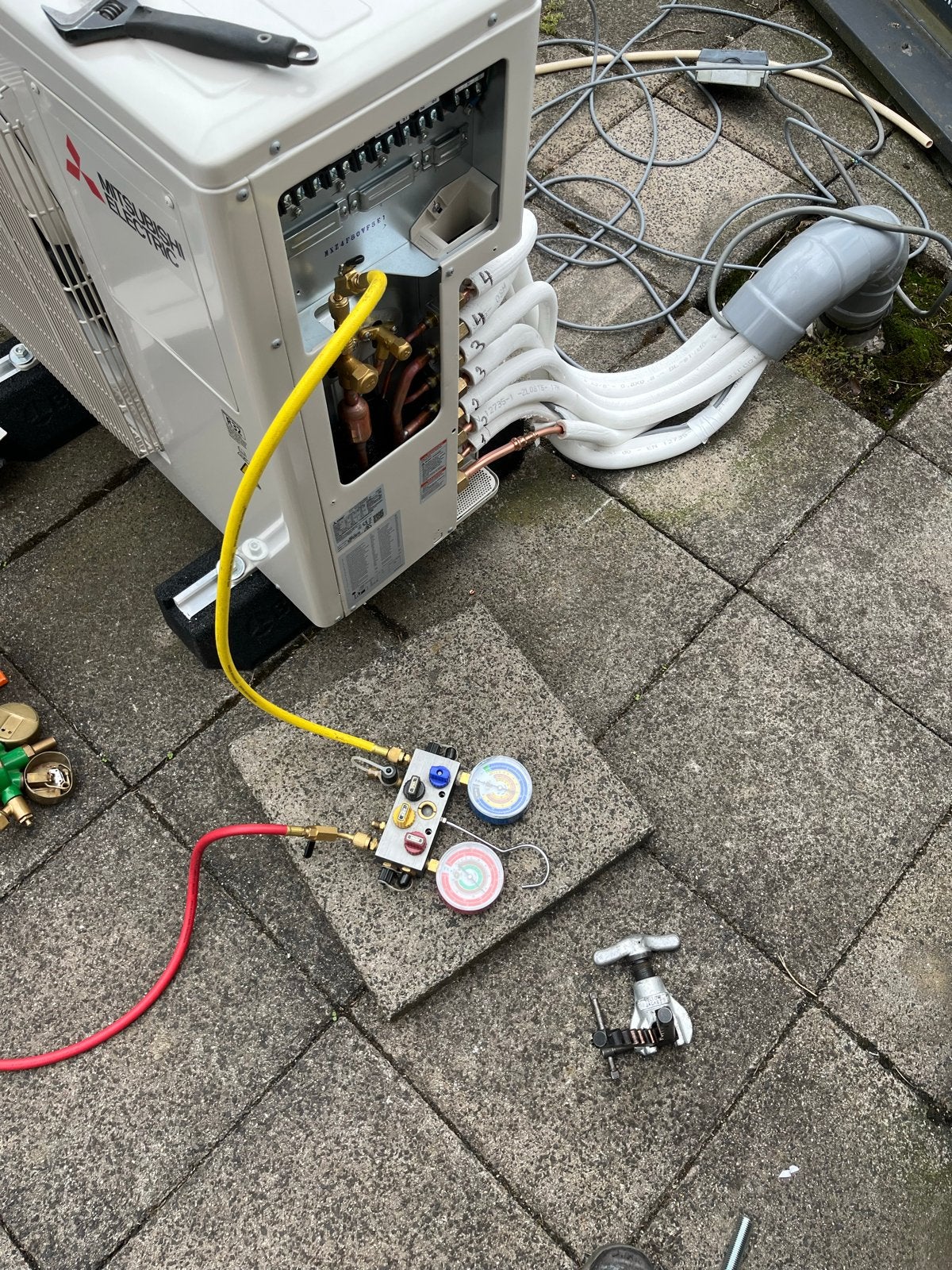 Foto 17 van Airco Installatie, Service, Reparatie, Onderhoud & Reiniging