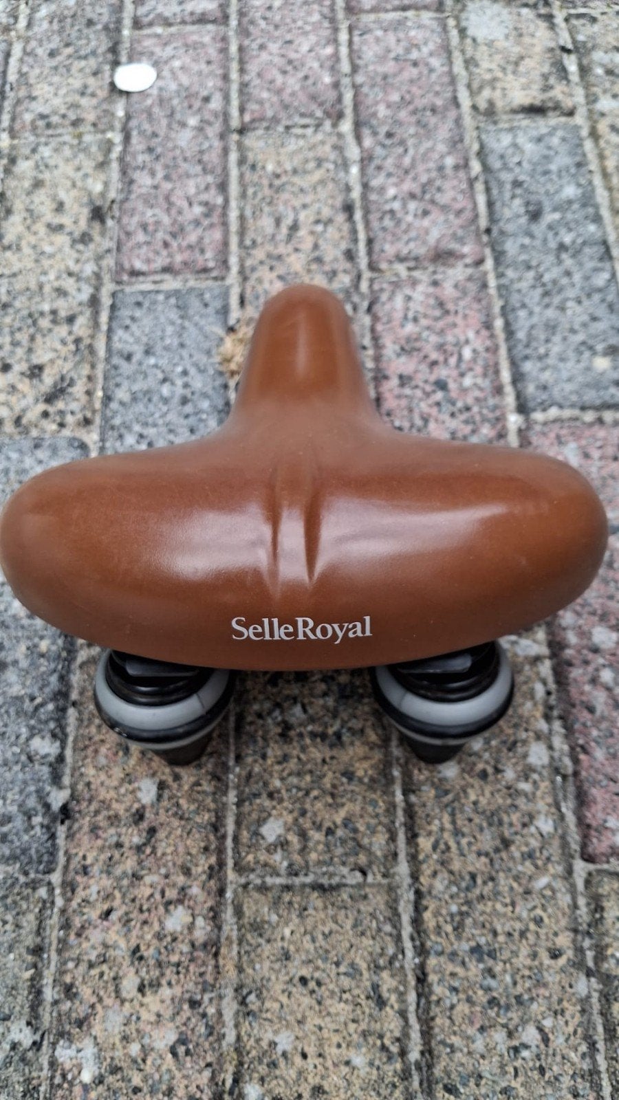 Selle Royal fietszadel - Bruin, comfortabel en stijlvol, Ophalen, Gebruikt, Elektrische fiets, Kunststof