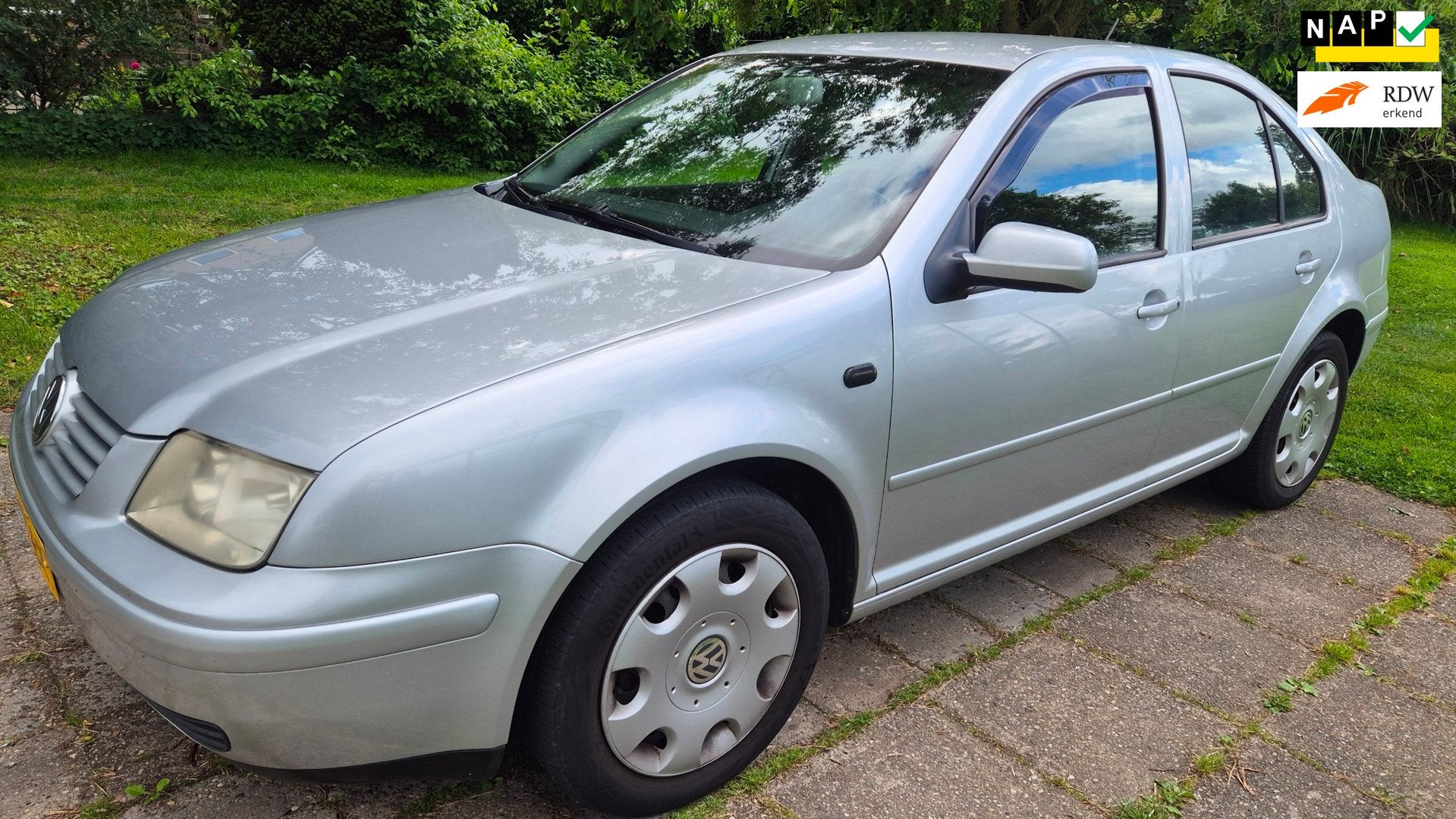 Volkswagen Bora VW BORA COMFORTLINE 2003 AIRCO NWE APK, Auto's, Gebruikt, Bora, 4 cilinders, Handgeschakeld
